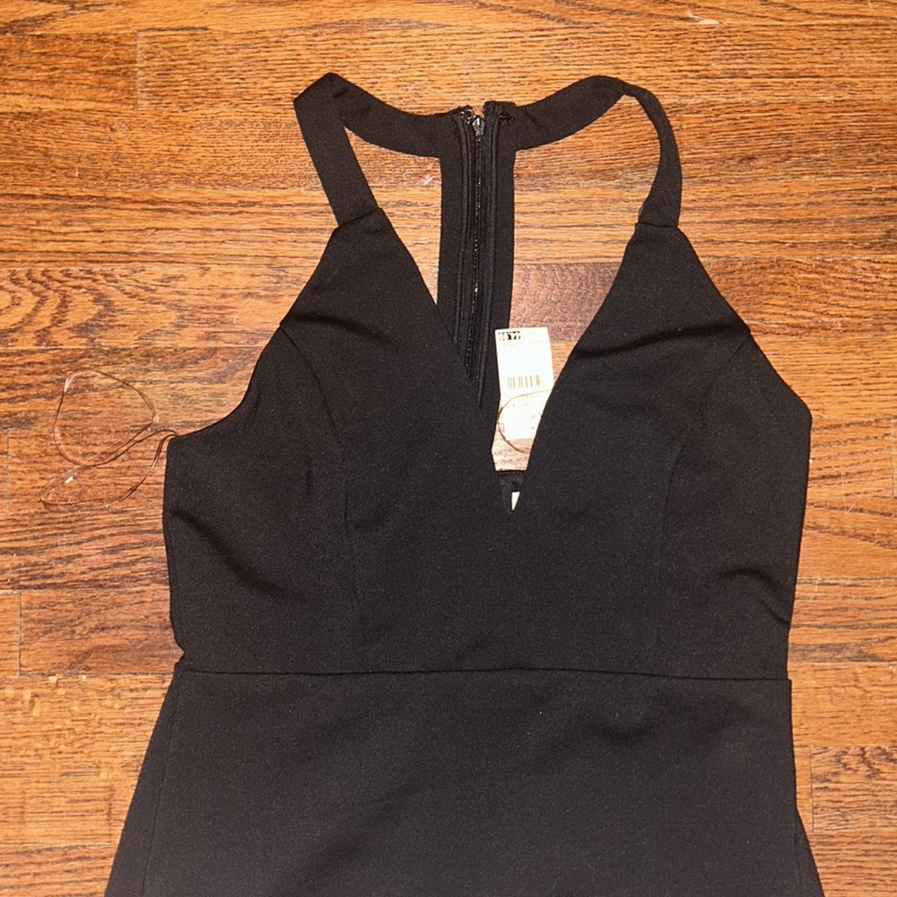 Black Dress - Picture 2 of 4